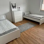 شقة Modern & Grosszuegig! Ideal Fuer Familie & Arbeit