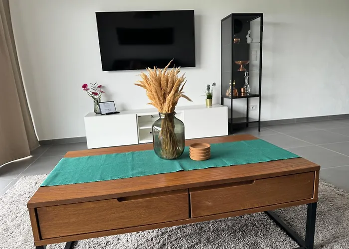 Modern & Grosszuegig! Ideal Fuer Familie & Arbeit Apartmán